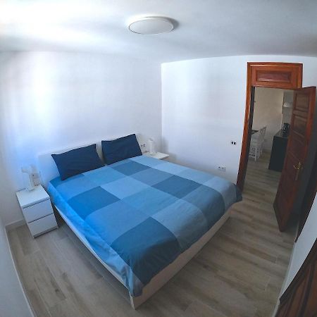 Parque Santiago I: Spacious First Floor Apartment with Large Balcony Playa de las Americas  Exterior photo