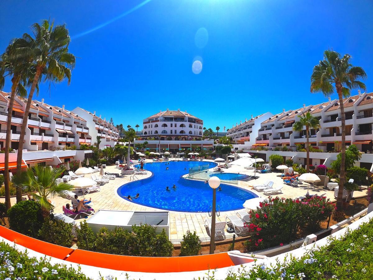 Parque Santiago I: Spacious First Floor Apartment with Large Balcony Playa de las Americas  Exterior photo